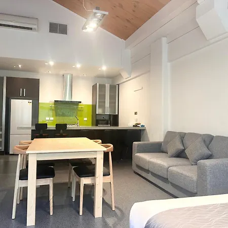Gamma Hotel Auckland Exterior photo
